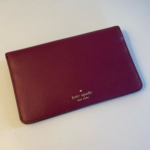 NEW, NWT Kate spade maroon wallet wristlet clutch maroon